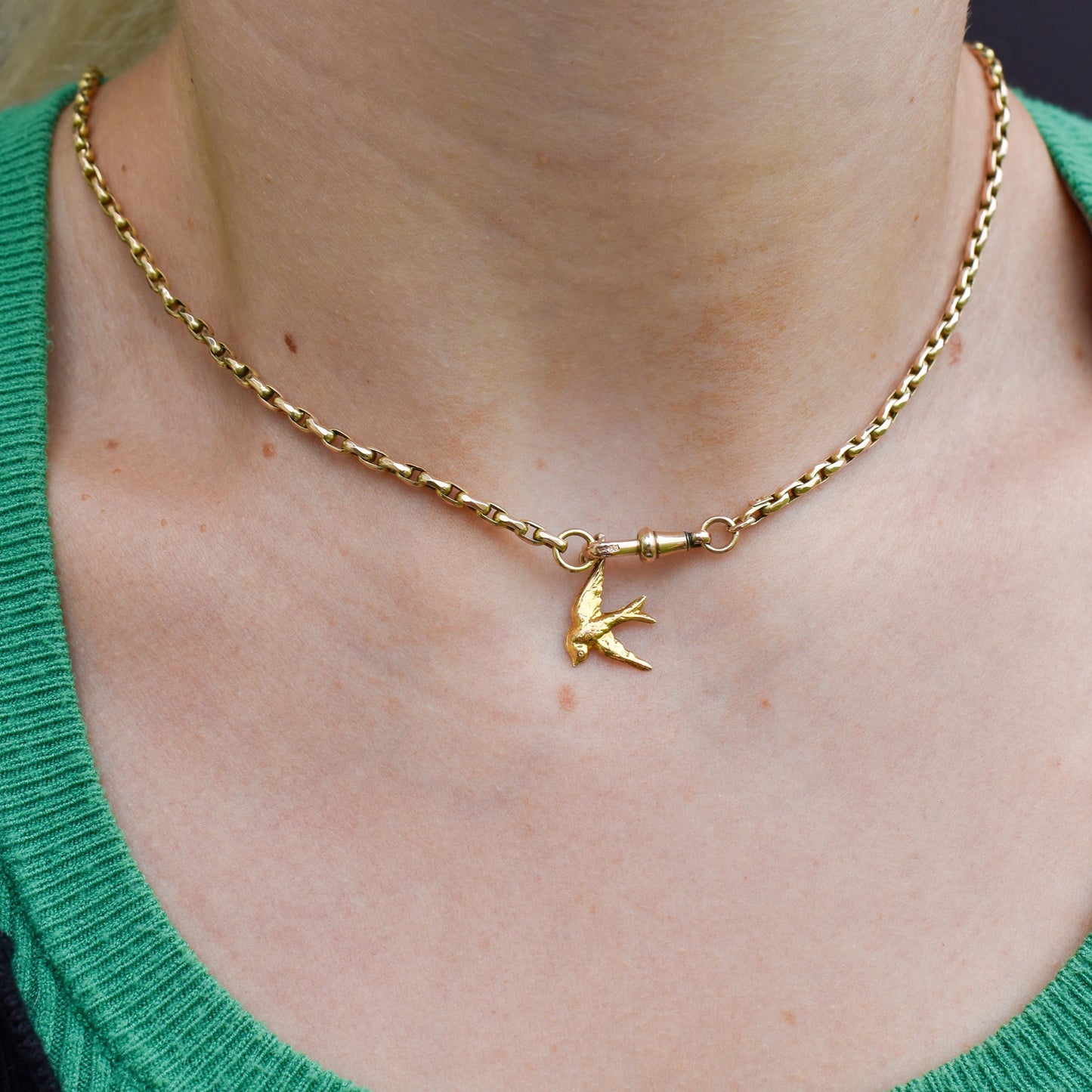 Vintage 9ct Yellow Gold Swallow Bird Heart Charm Pendant