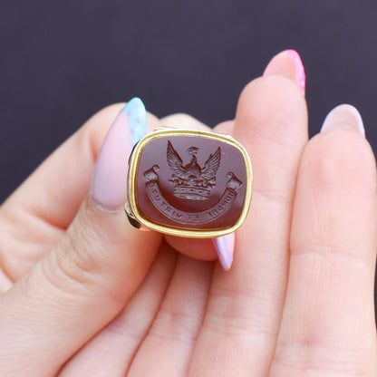 Antique 'HONORE ET VIRTUTE' Agate 9ct Gold Locket Fob | Dated 1913