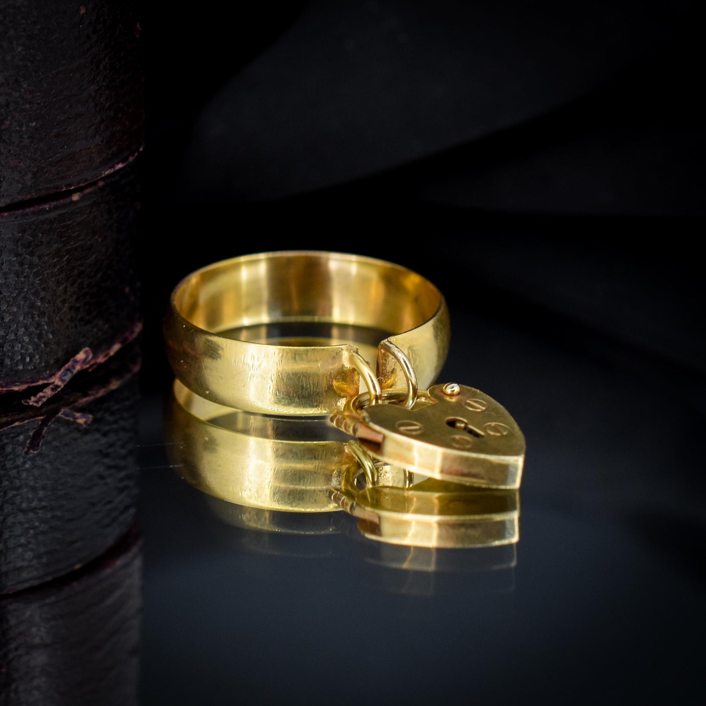 Antique Heart Padlock Drop 9ct Gold Band Ring