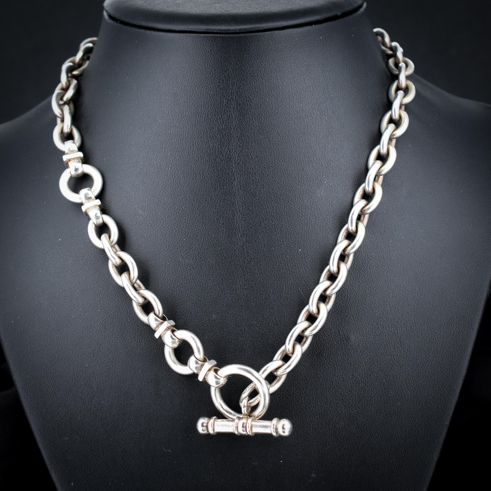Vintage Heavy Silver Oval Link Toggle Chain Necklace 17.5" Length