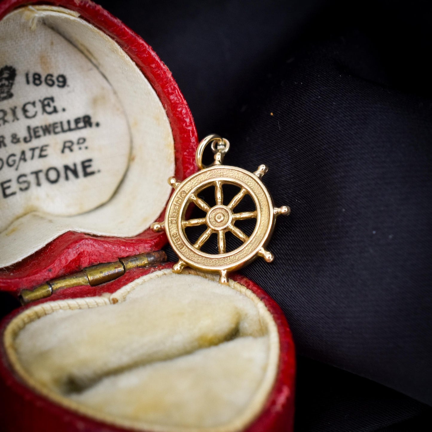 Vintage 9ct Yellow Gold Ship Wheel Nautical Charm Pendant