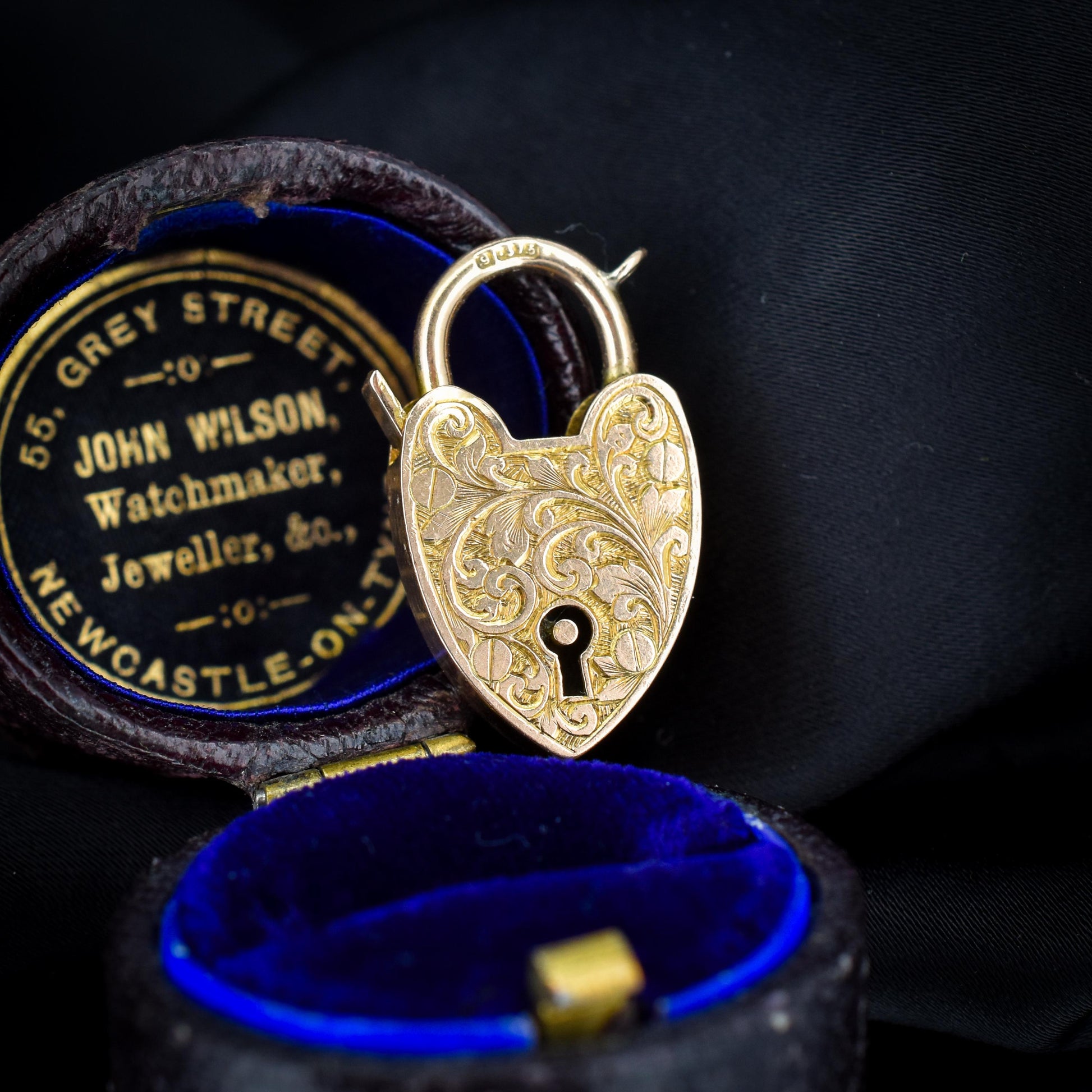 Antique '1903' 9ct Gold Engraved Opening Heart Padlock Charm Pendant