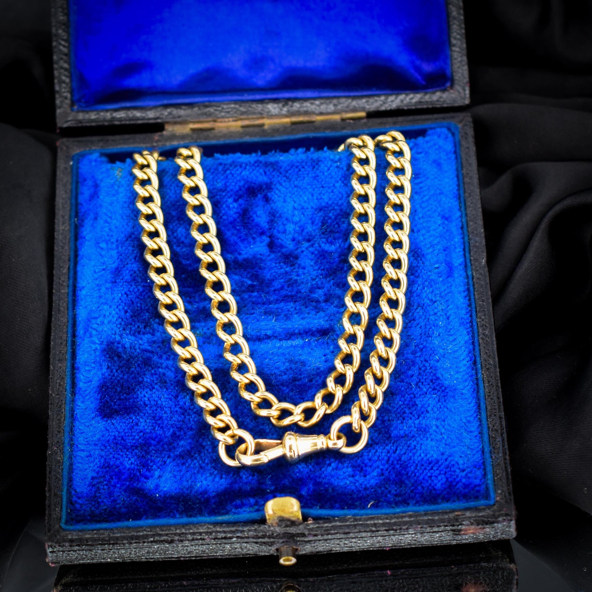 Antique 18ct Yellow Gold Curb Link Dog Clip Chain Necklace | 17.25"