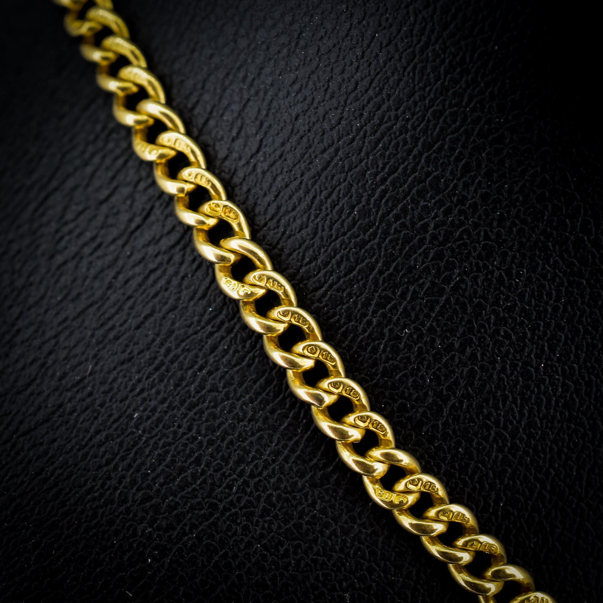 Antique 18ct Yellow Gold Curb Link Chain Necklace with Double Dog Clip Fastening - 13.75"