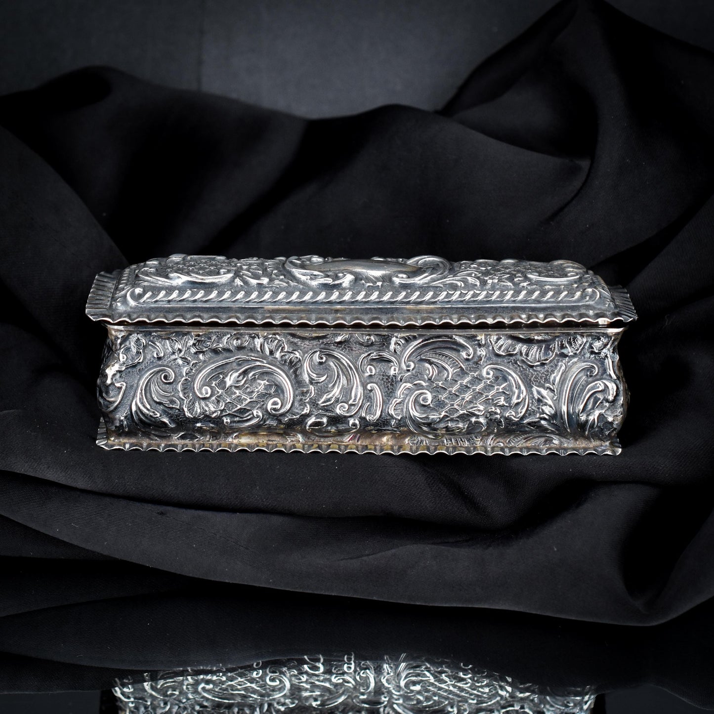 Antique Edwardian '1904' Hallmarked Sterling Silver Fancy Trinket Jewellery Box