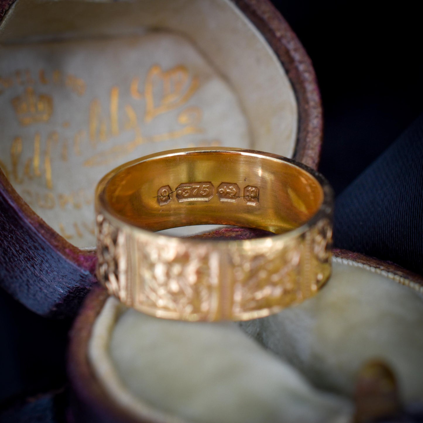 Antique Victorian 9ct Gold Fancy Patterned Wedding Cigar Band Ring | Dated 1889