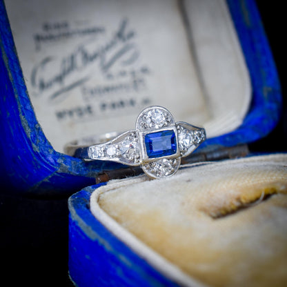 Art Deco Blue Sapphire and Diamond Platinum Ring
