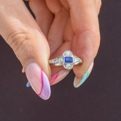 Art Deco Blue Sapphire and Diamond Platinum Ring