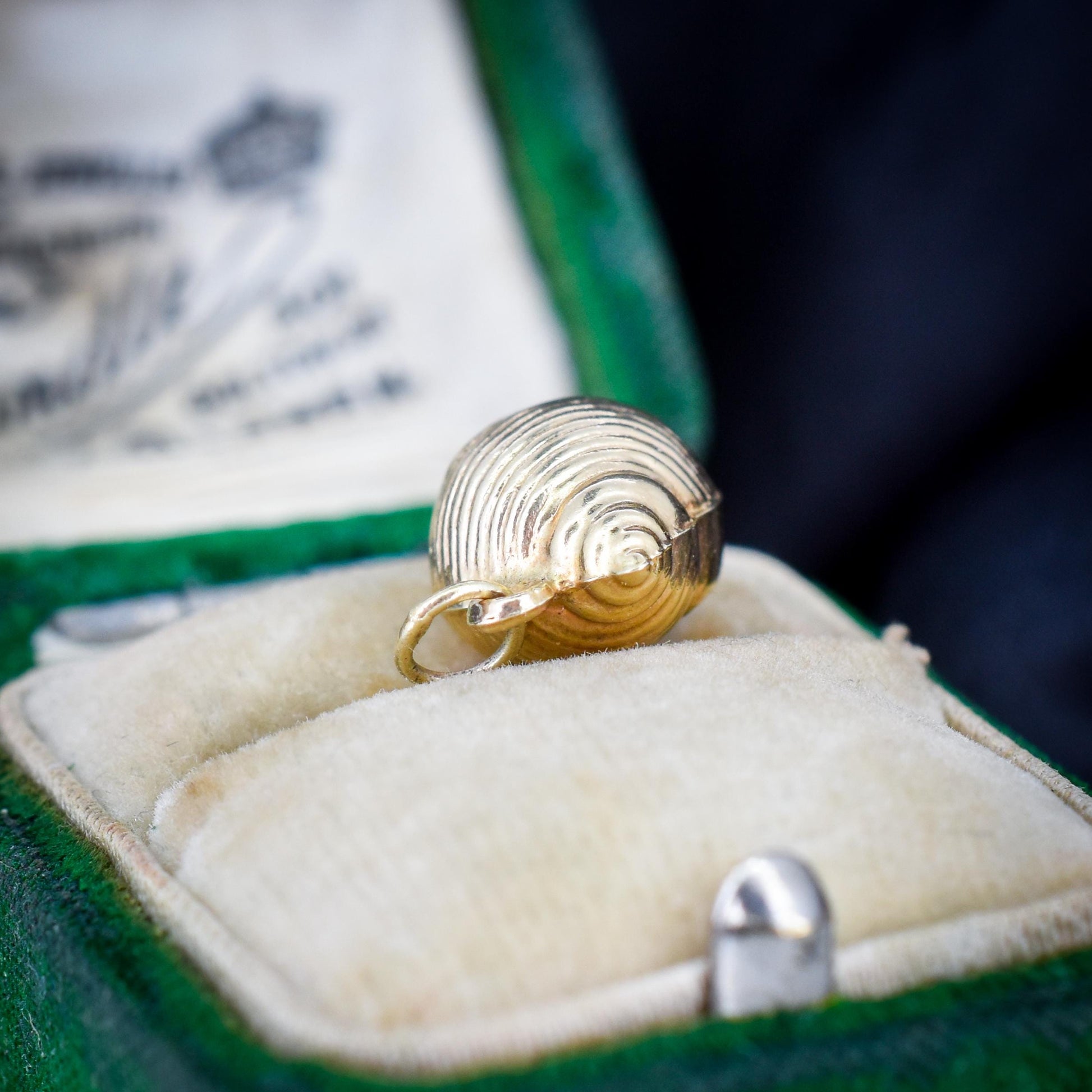Vintage 9ct Gold Seashell Shell Charm Pendant
