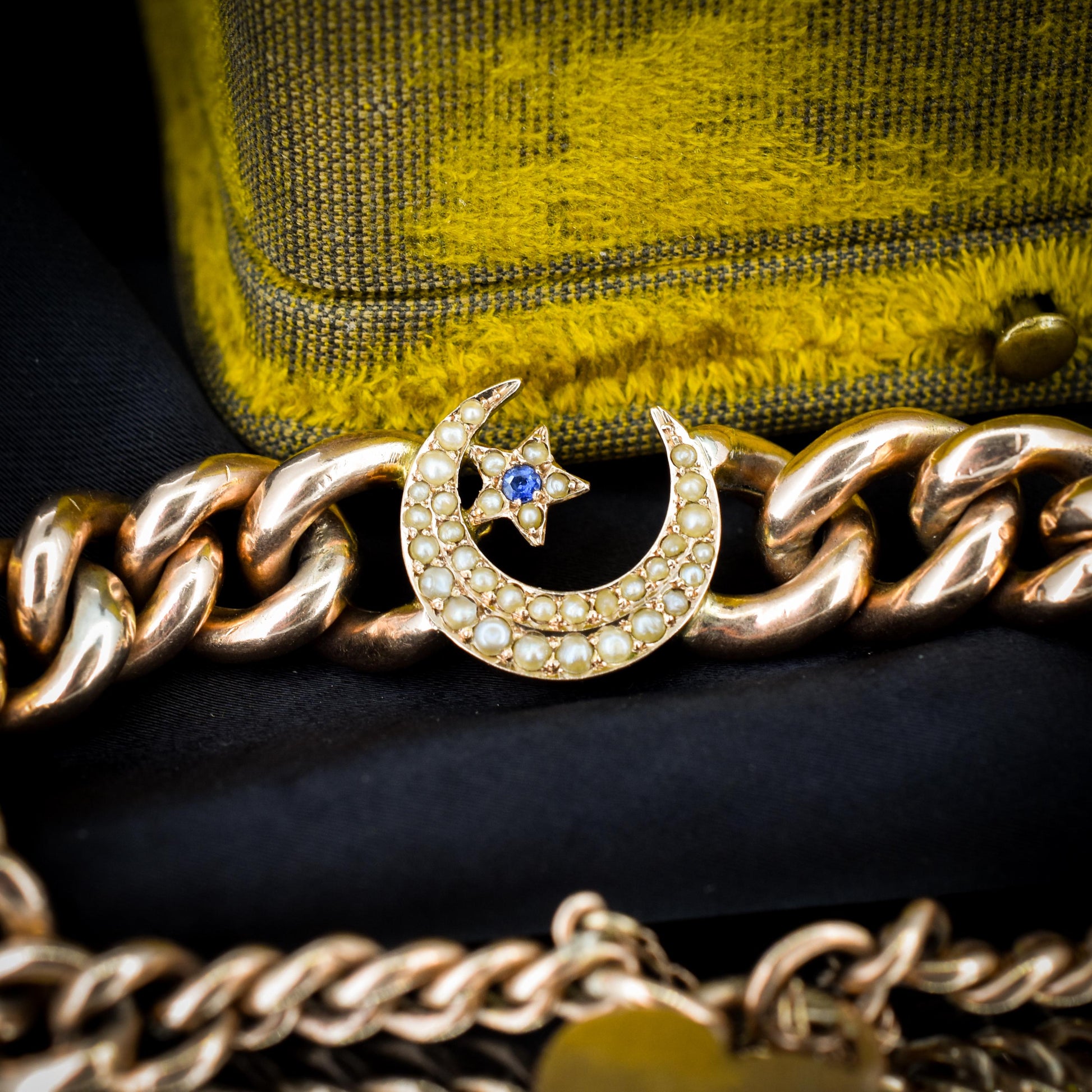 Antique 9ct Gold Curb Bracelet with Heart Padlock and Pearl Crescent | 7.5"