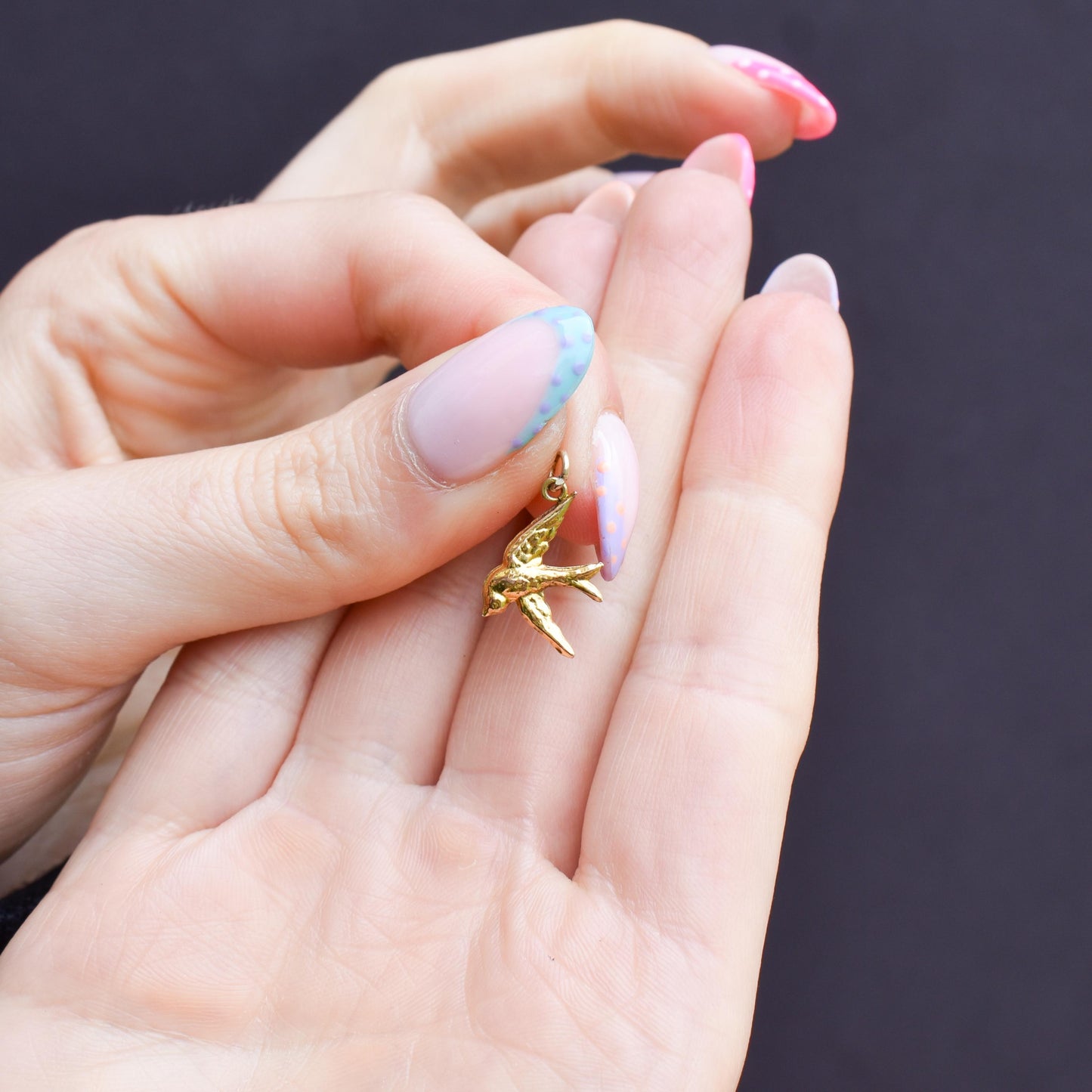 Vintage 9ct Yellow Gold Swallow Bird Heart Charm Pendant