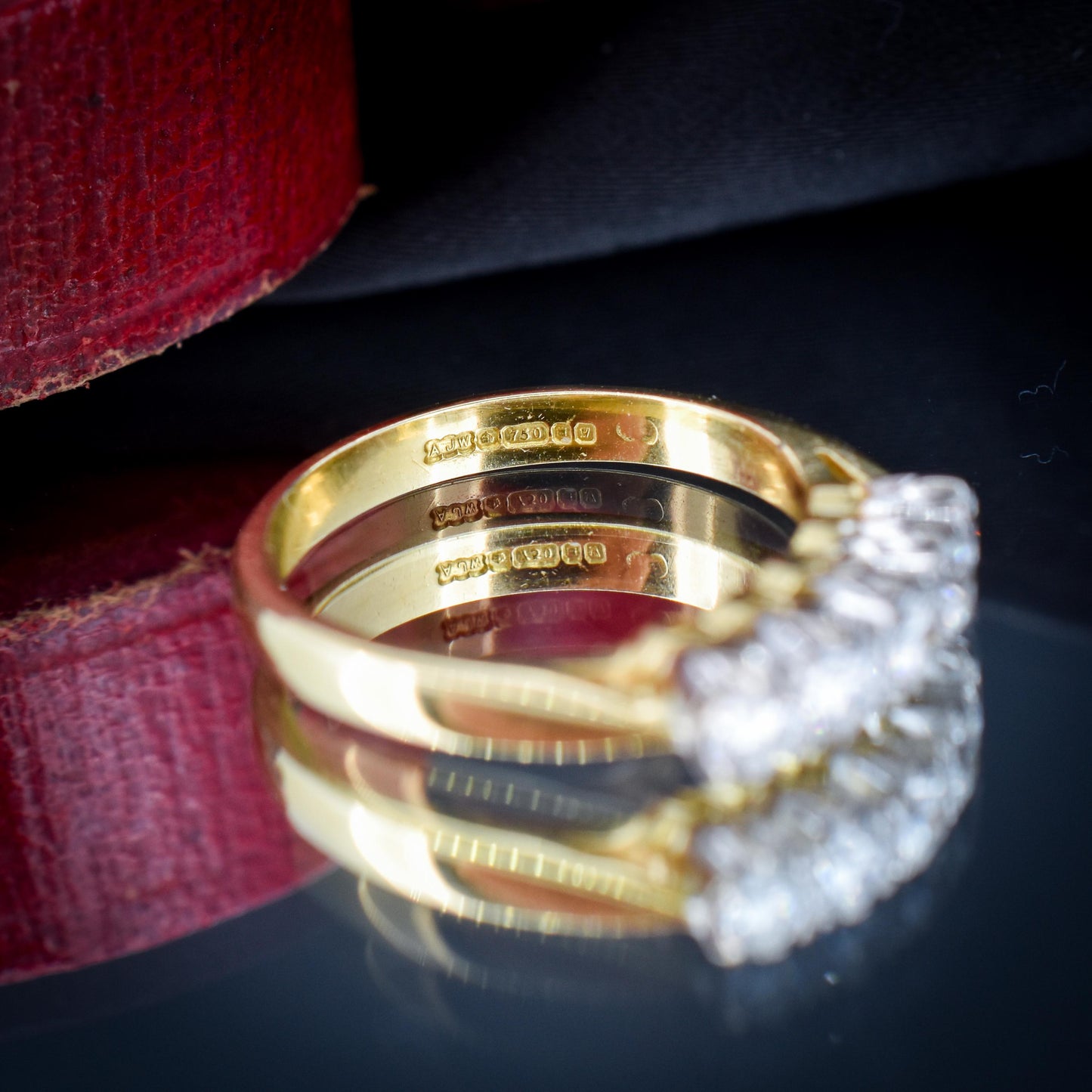 Vintage Diamond Five Stone 18ct Yellow Gold Ring Band