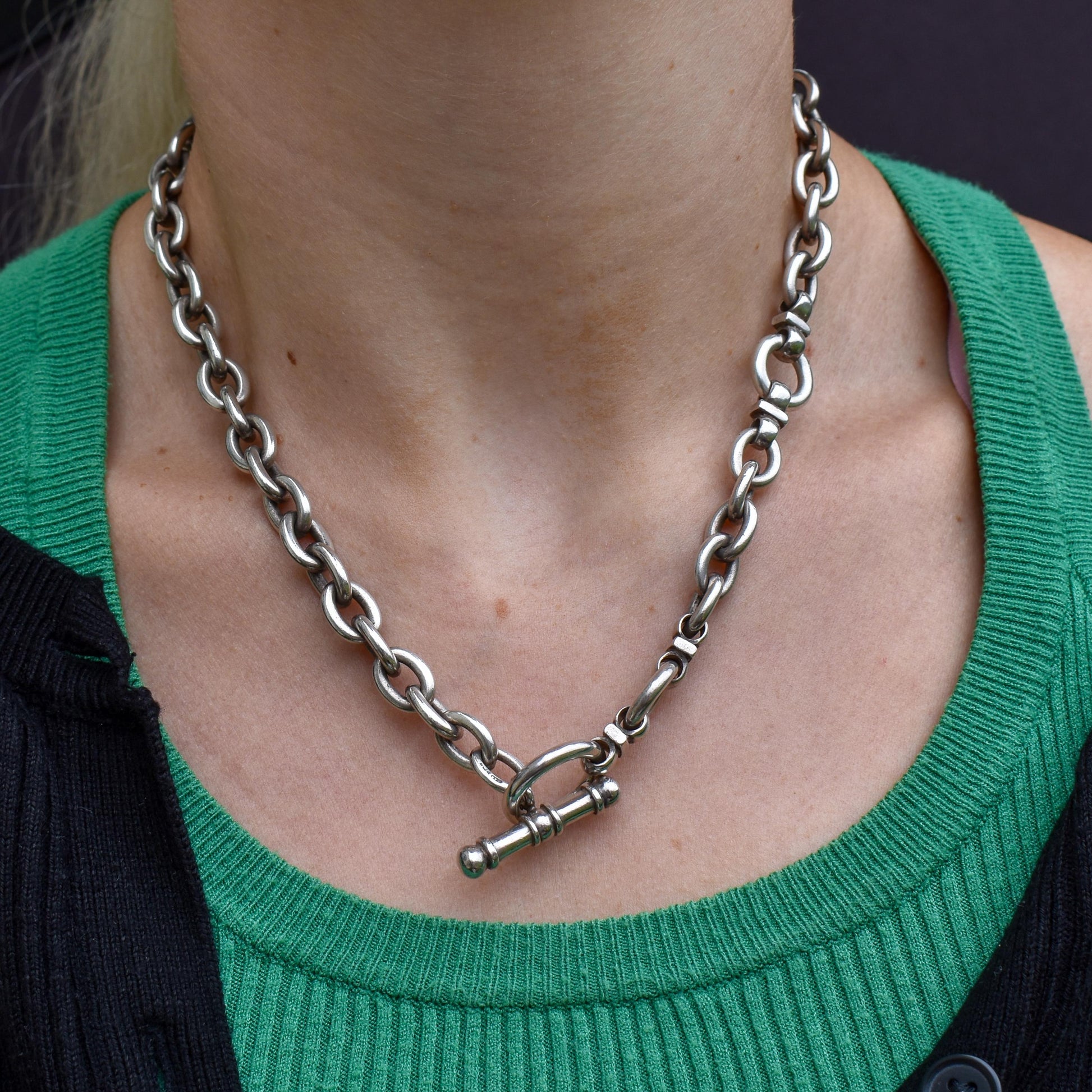 Vintage Heavy Silver Oval Link Toggle Chain Necklace 17.5" Length