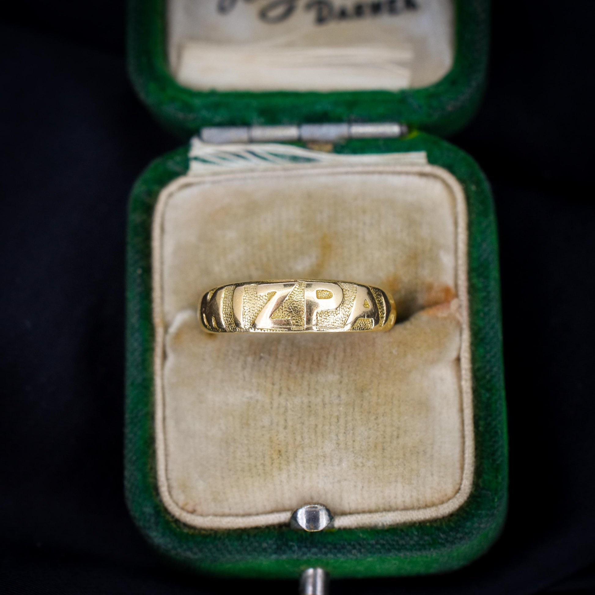 Antique Mizpah 18ct Gold Band Ring