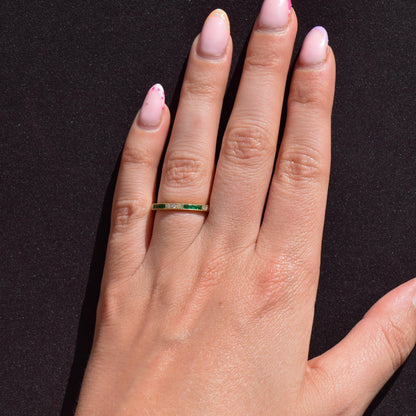 Diamond and Emerald Eternity 18ct Gold Wedding Band Ring