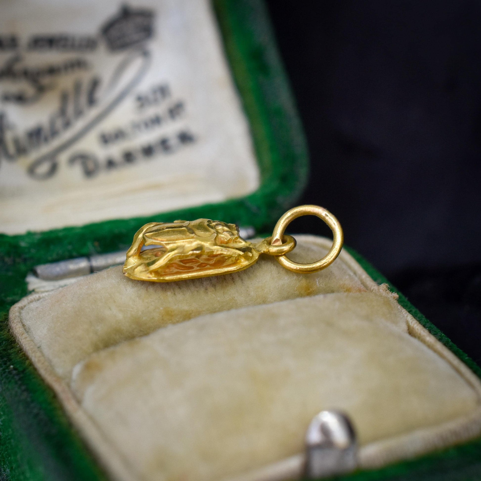 Vintage Egyptian Scarab Beetle 18ct Yellow Gold Charm Pendant
