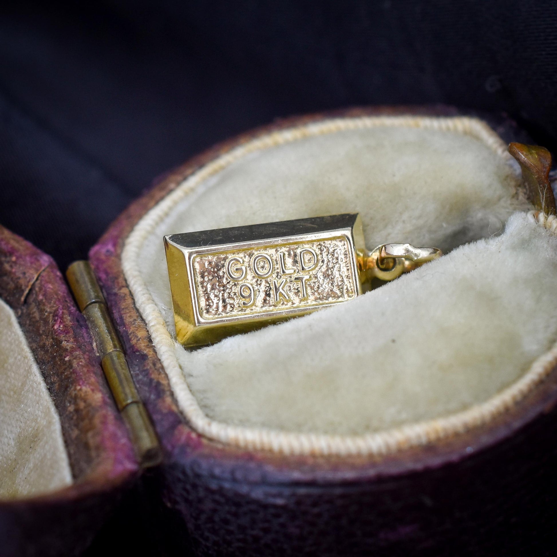 Vintage 9ct Gold Bar Ingot Charm Pendant