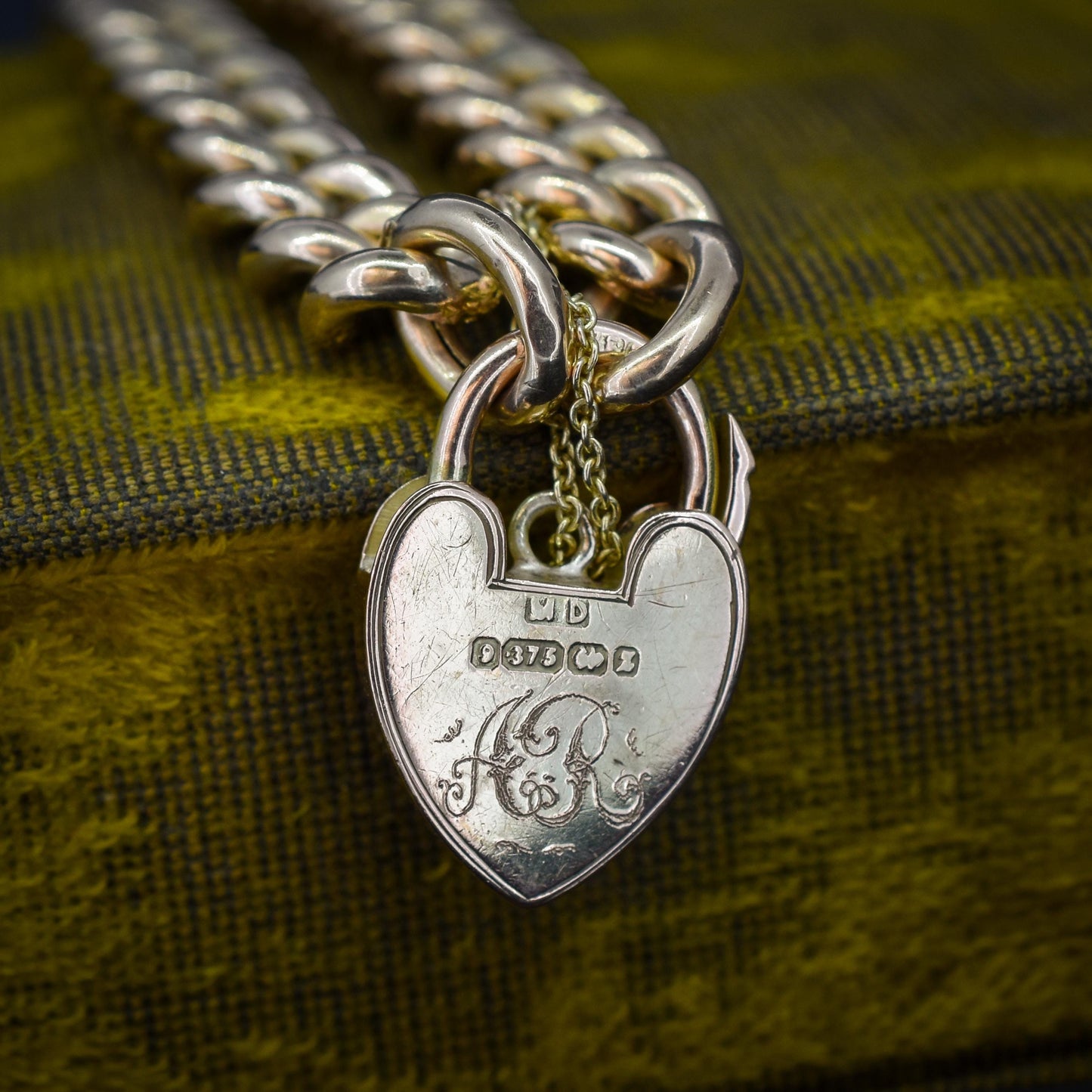 Antique Engraved Heart Padlock Fancy Curb 9ct Gold Bracelet 7"