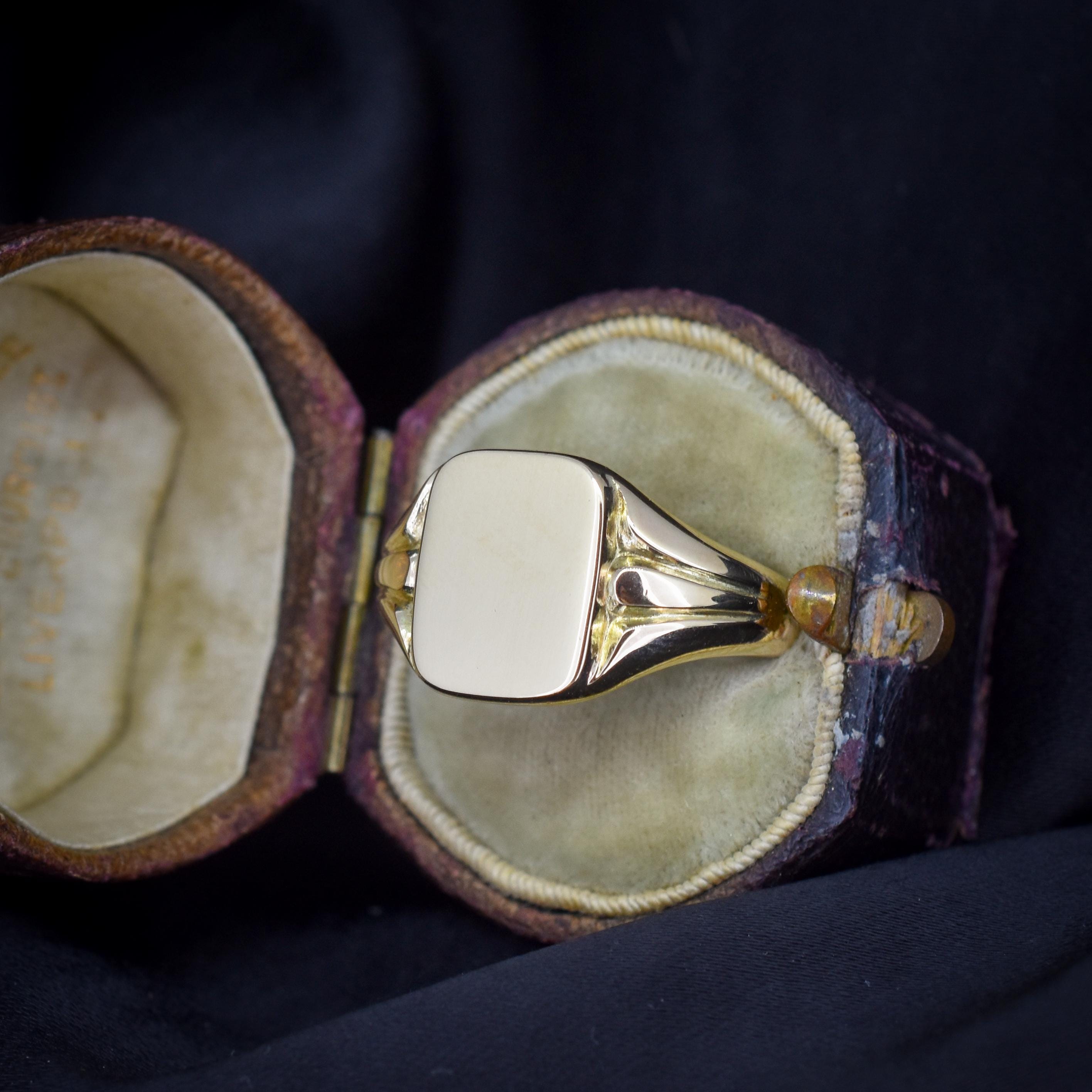 Vintage Solid 9ct Gold Plain Rectangle Signet Ring | Birmingham