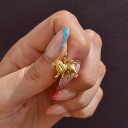 Vintage 9ct Yellow Gold Lion Animal Charm Pendant | Dated 1957