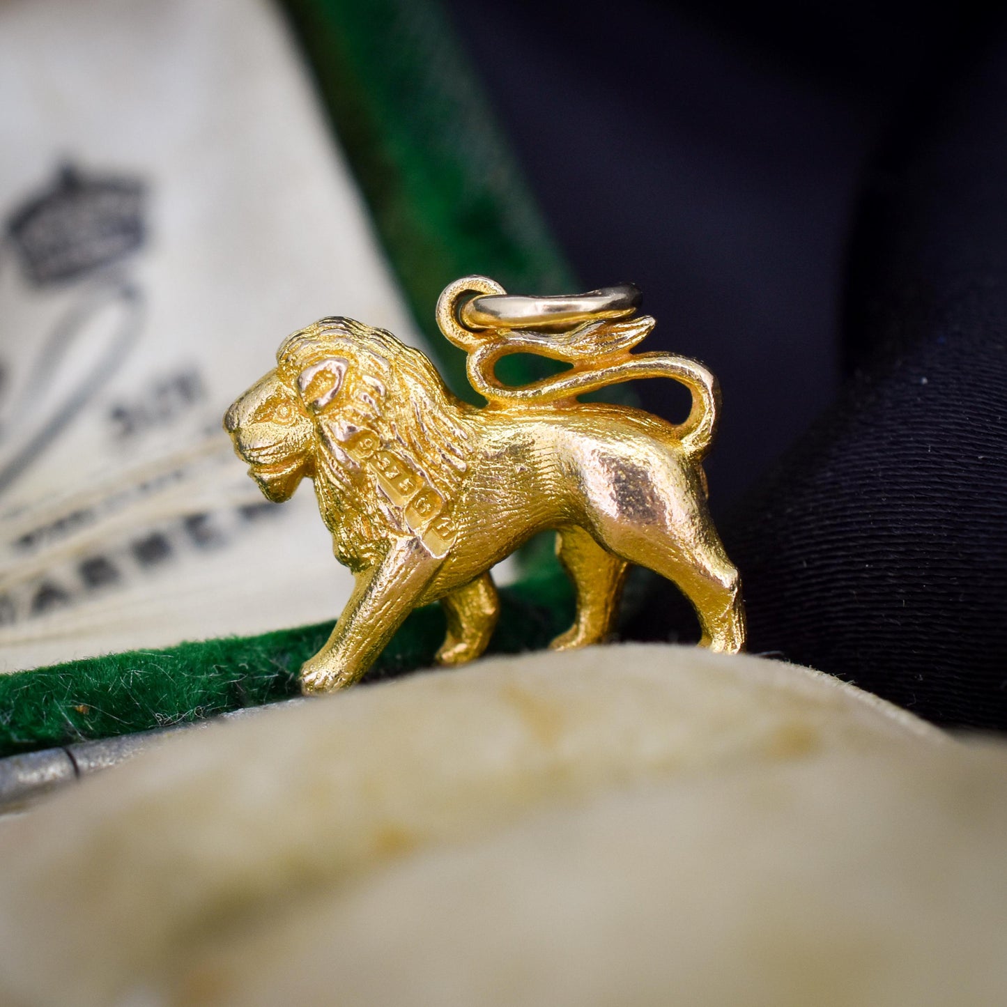 Vintage 9ct Yellow Gold Lion Animal Charm Pendant | Dated 1957