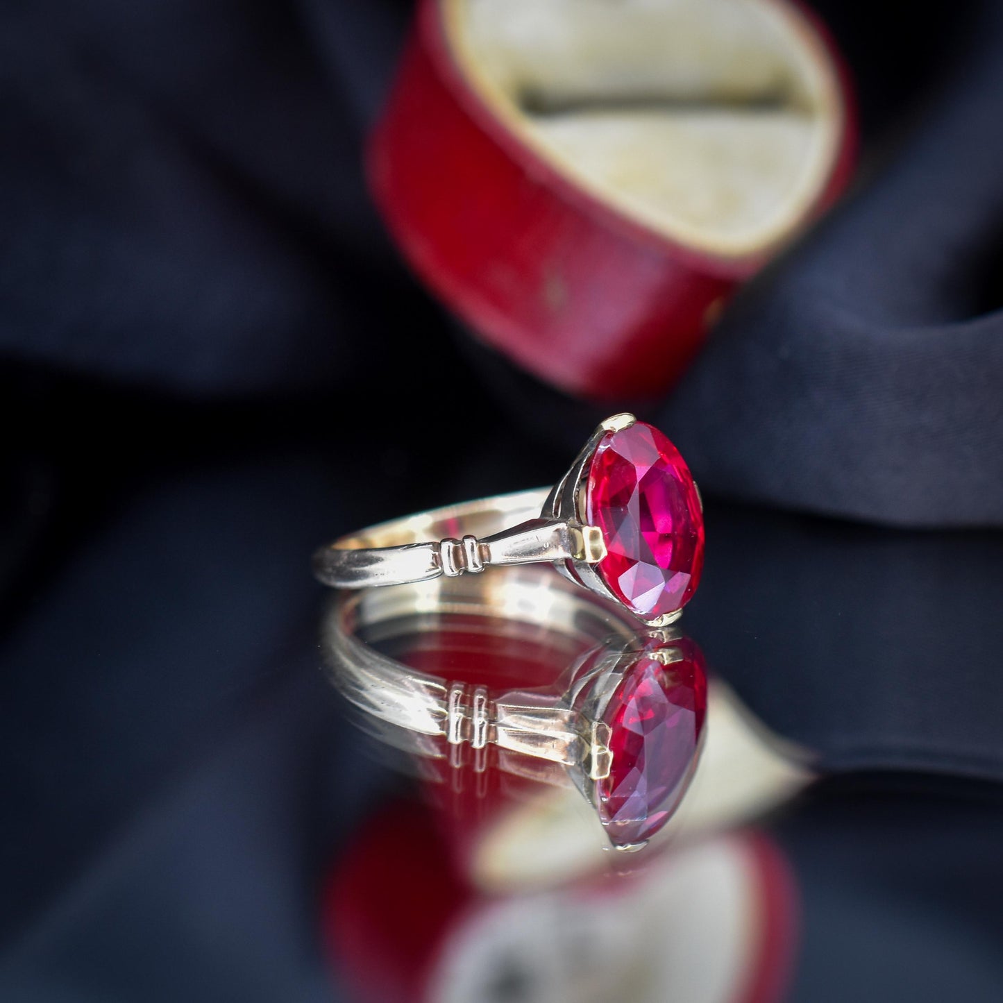 Vintage Art Deco 2.81ct Oval Ruby Solitaire 18ct Gold Ring