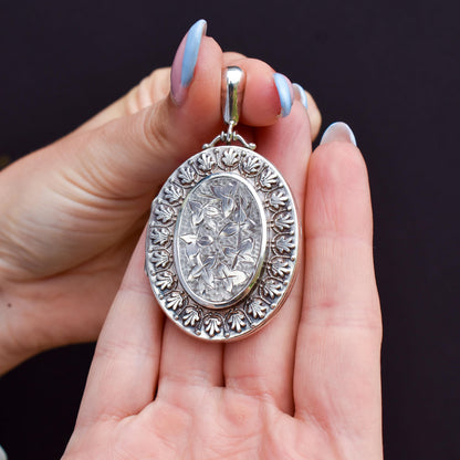 Antique Victorian Sterling Silver Oval Ivy Engraved Photo Locket Pendant