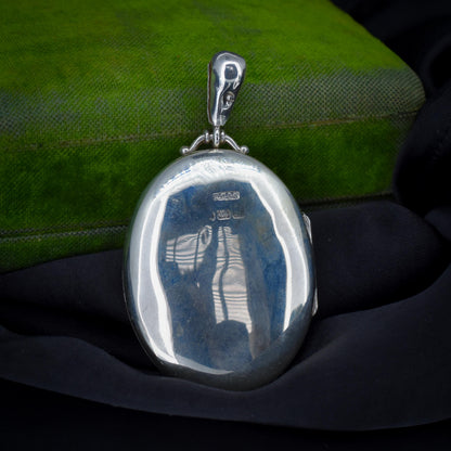 Antique Victorian Sterling Silver Oval Ivy Engraved Photo Locket Pendant