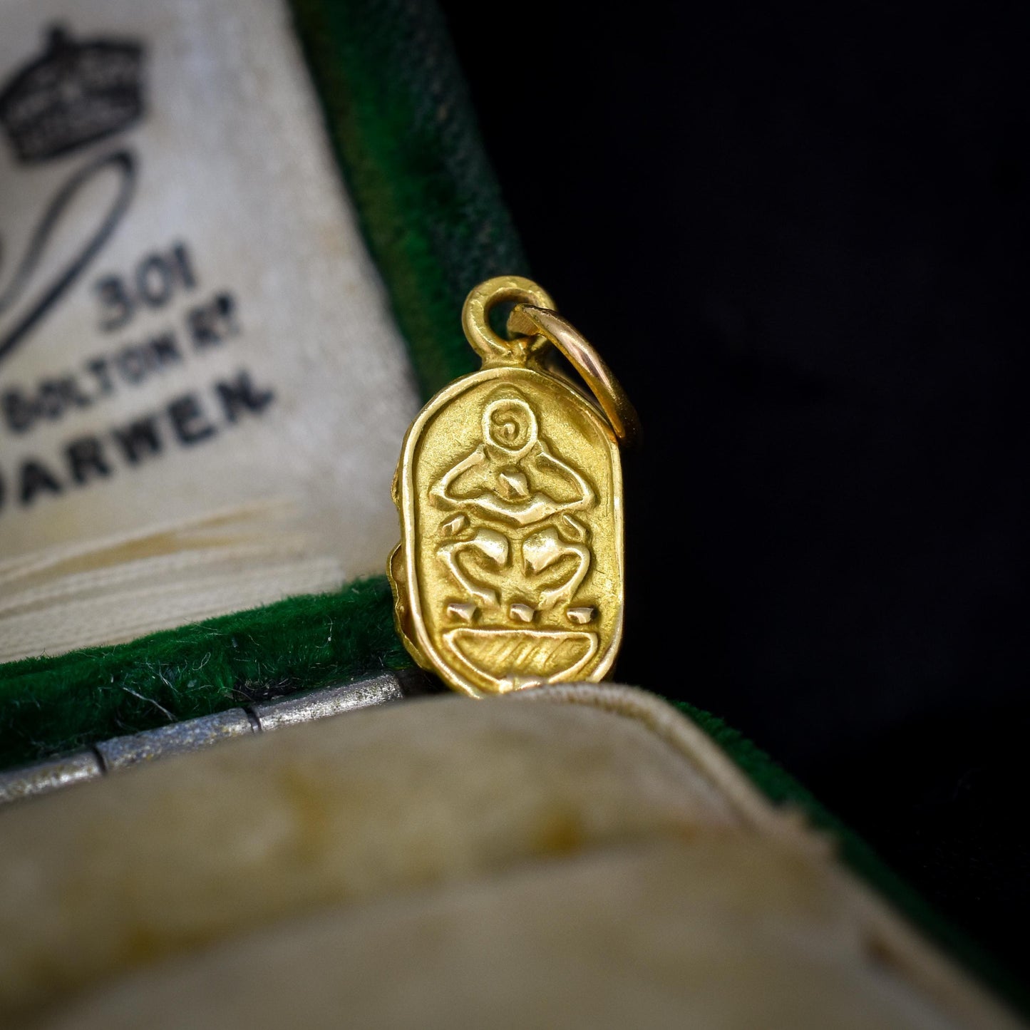 Vintage Egyptian Scarab Beetle 18ct Yellow Gold Charm Pendant