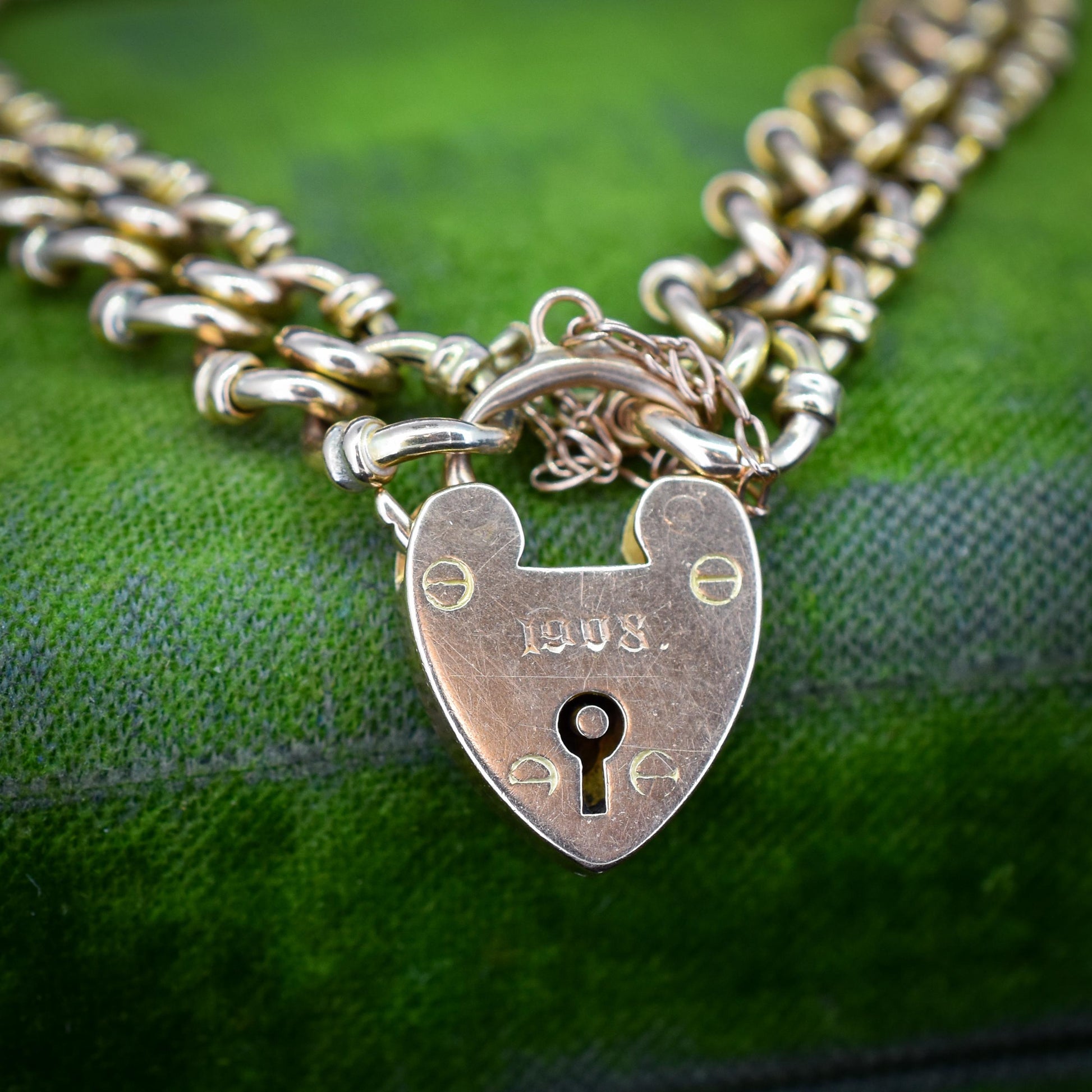 Antique Heart Padlock Fancy Gate 15ct Gold Bracelet
