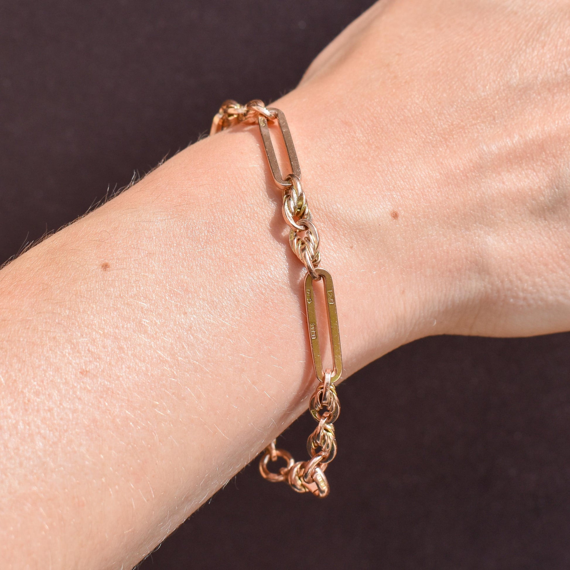 Antique Chester '1912' 9ct Gold Trombone and Love Knot Bracelet with Dog Clip | 7.75"