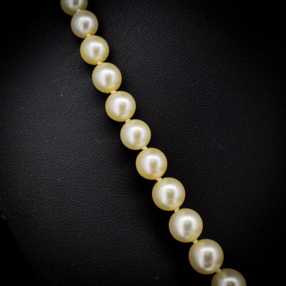 Vintage Graduated Pearl Gold Strand Beaded Necklace | 18"