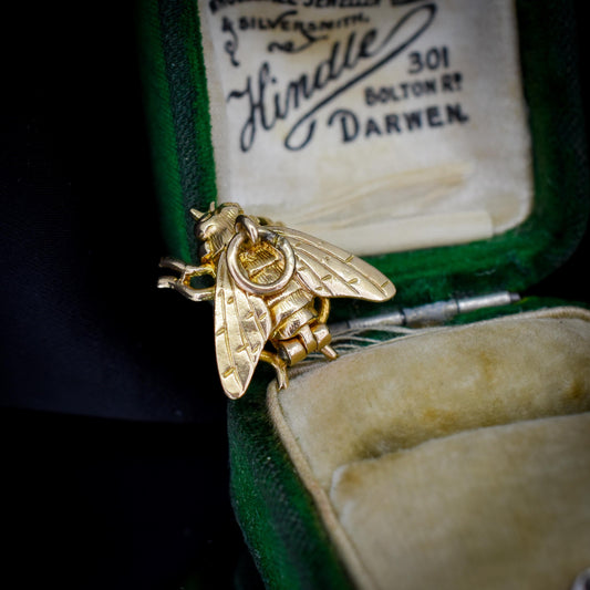 Vintage 9ct Gold Opening Fly Bee Insect Charm Pendant | Dated 1963