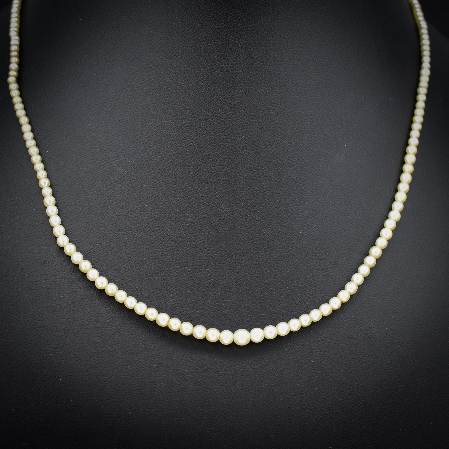Vintage Pearl 18ct White Gold Diamond Strand Beaded Necklace | 16.5"