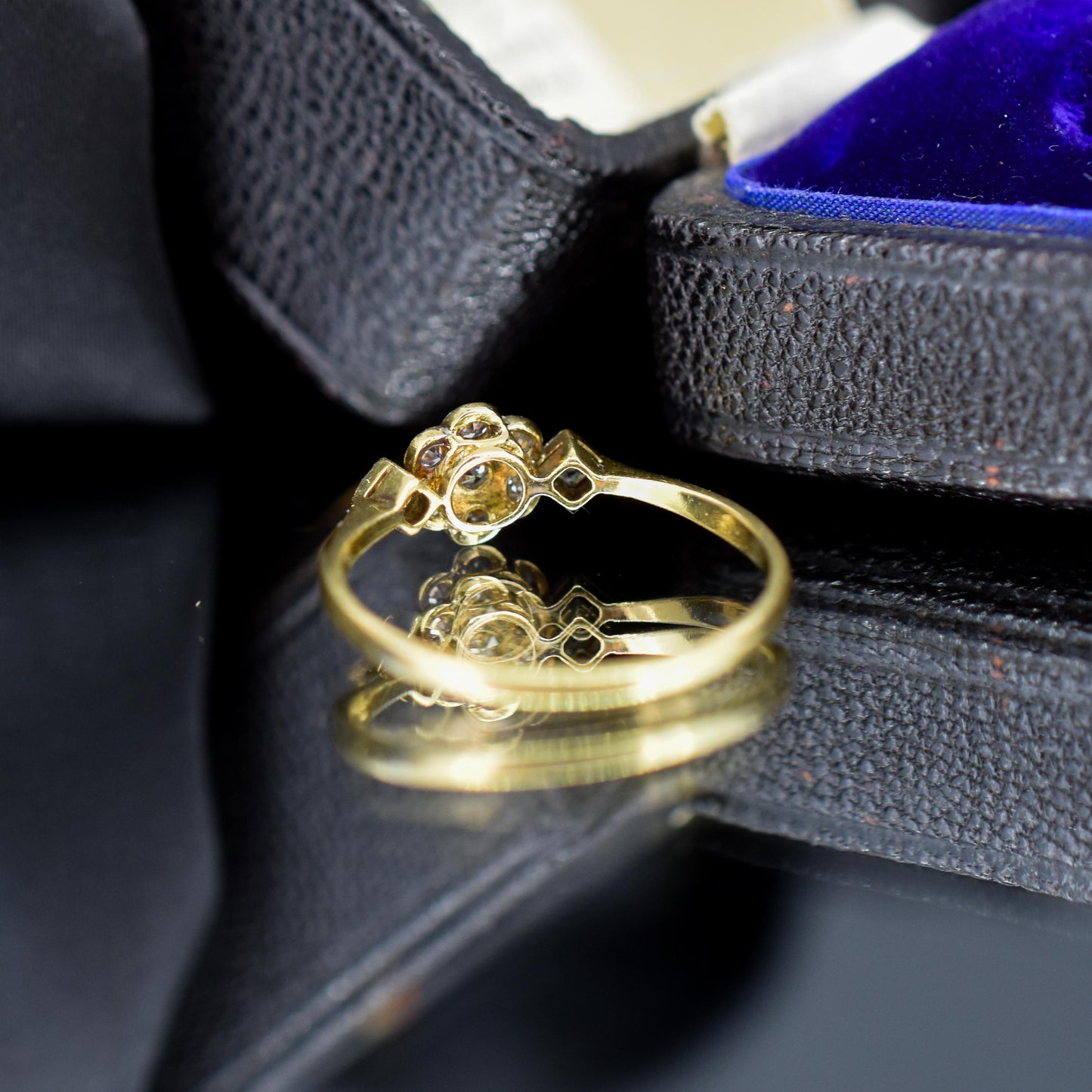 Antique Edwardian Diamond Bezel Cluster Daisy 18ct Yellow Gold and Platinum Ring