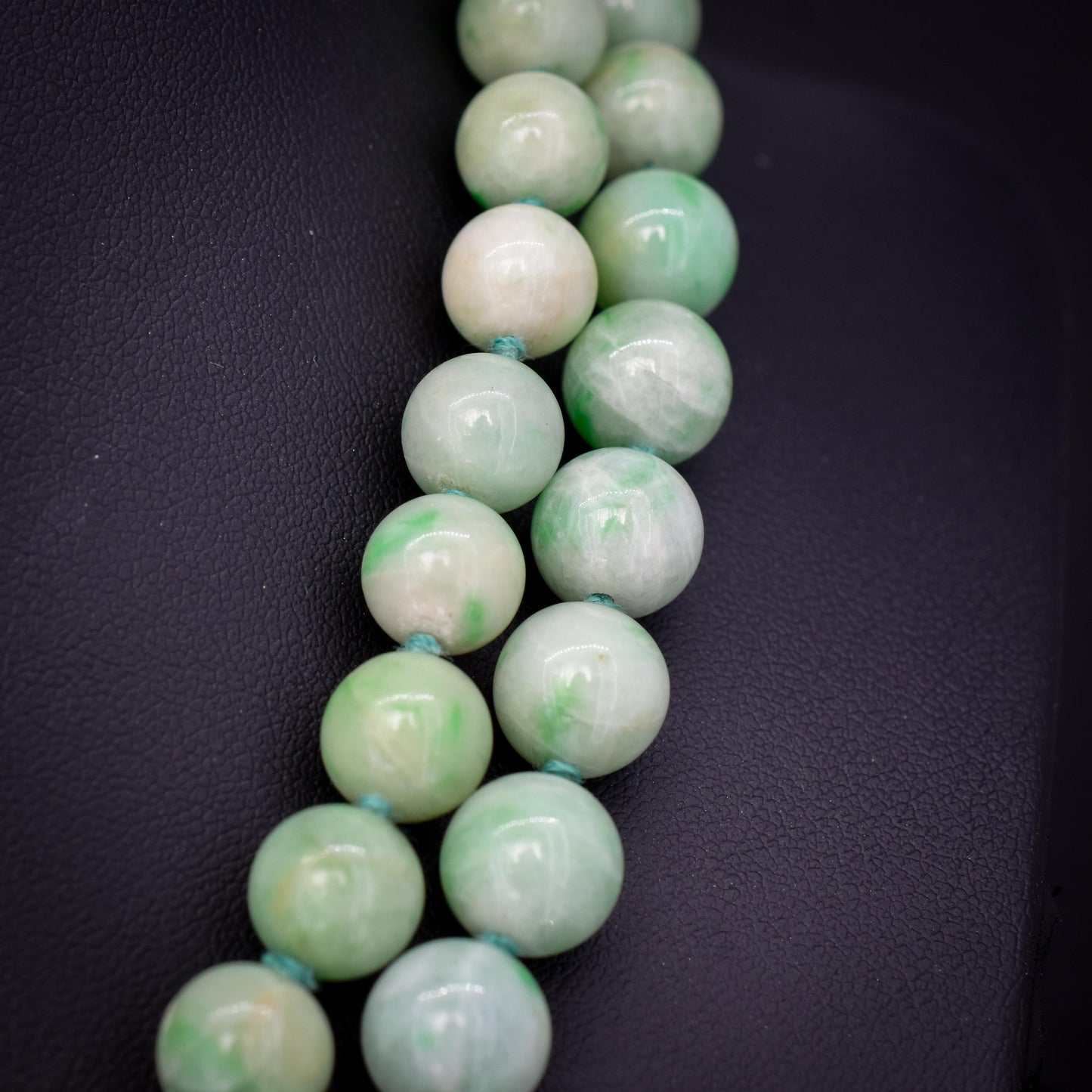 Antique Jade Beaded Strand Necklace with Figa Hand Clasp | 35"