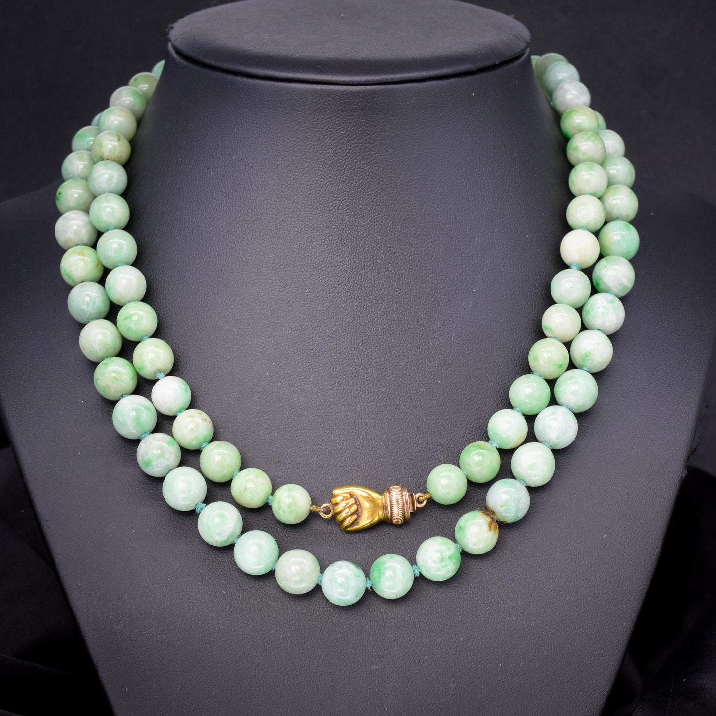 Antique Jade Beaded Strand Necklace with Figa Hand Clasp | 35"