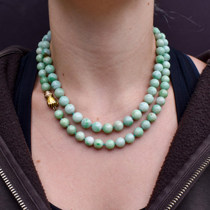 Antique Jade Beaded Strand Necklace with Figa Hand Clasp | 35"