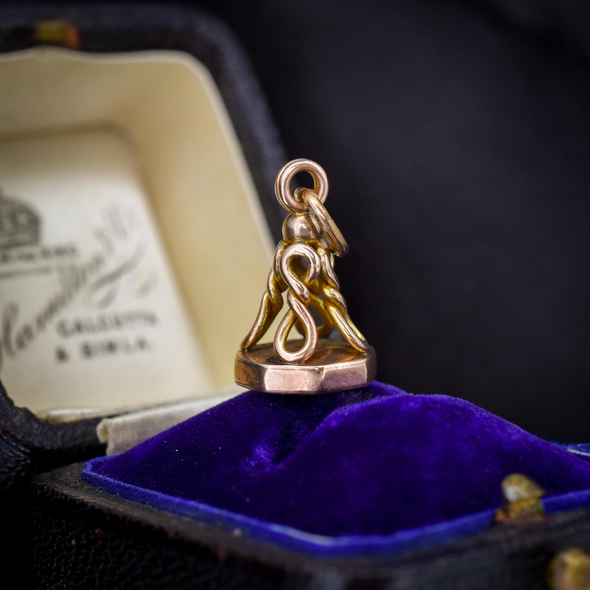 Antique Fancy Infinity 9ct Gold Plain Fob Seal Pendant