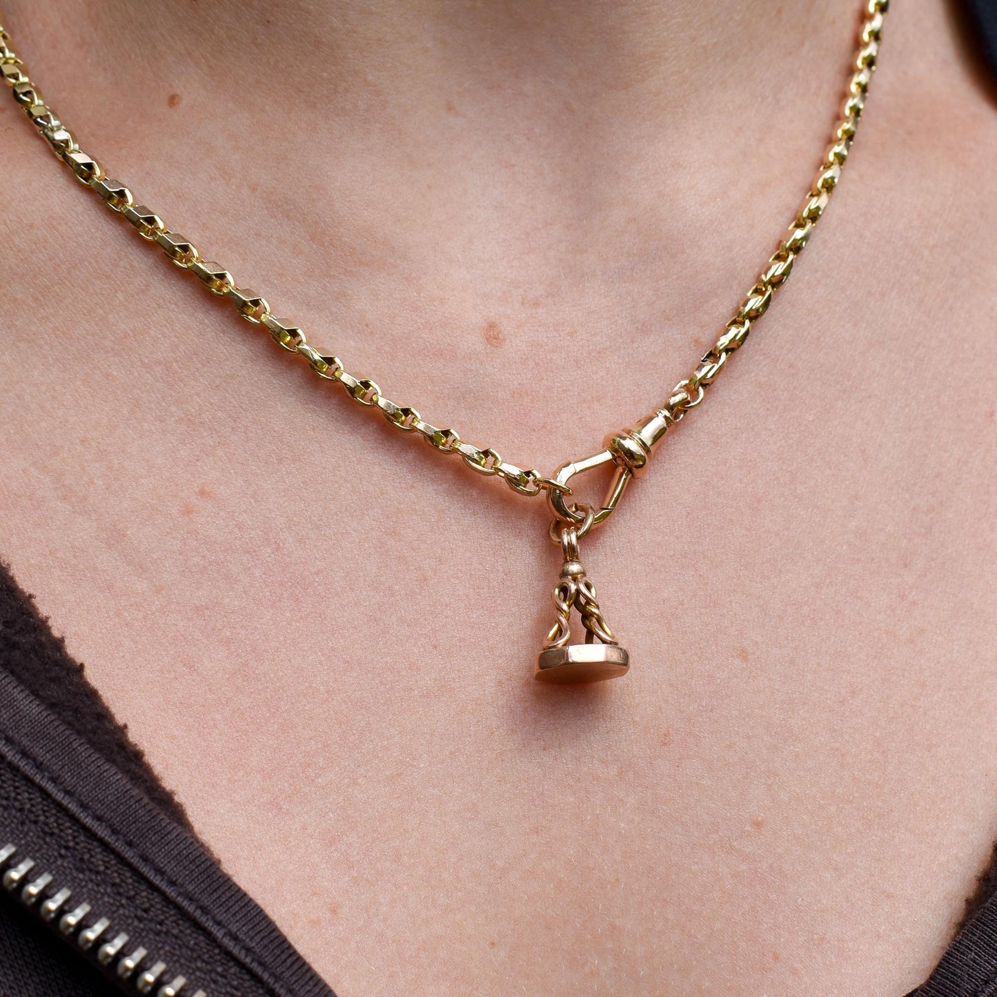 Antique Fancy Infinity 9ct Gold Plain Fob Seal Pendant