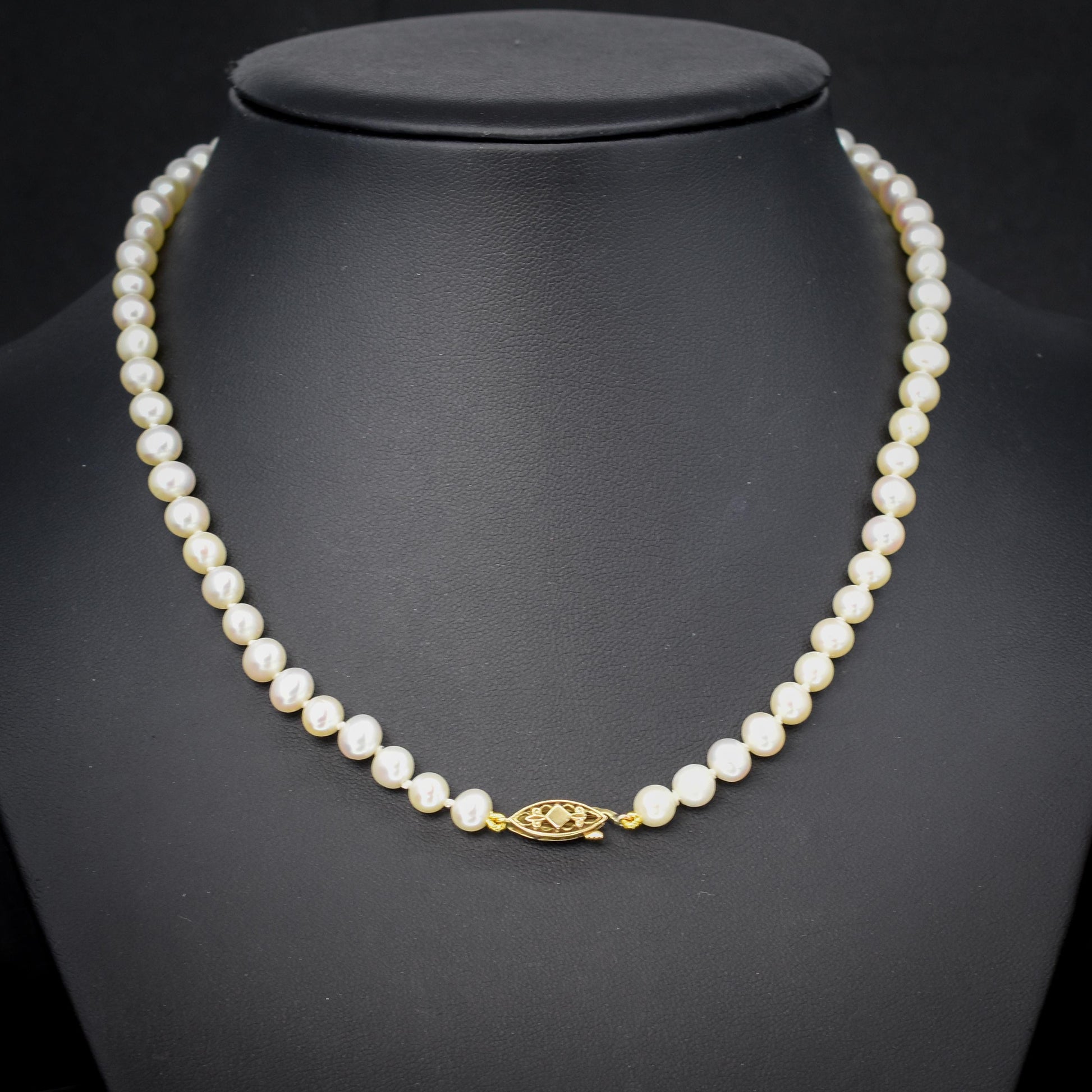 Vintage Graduated Pearl Gold Strand Beaded Necklace | 16.25"