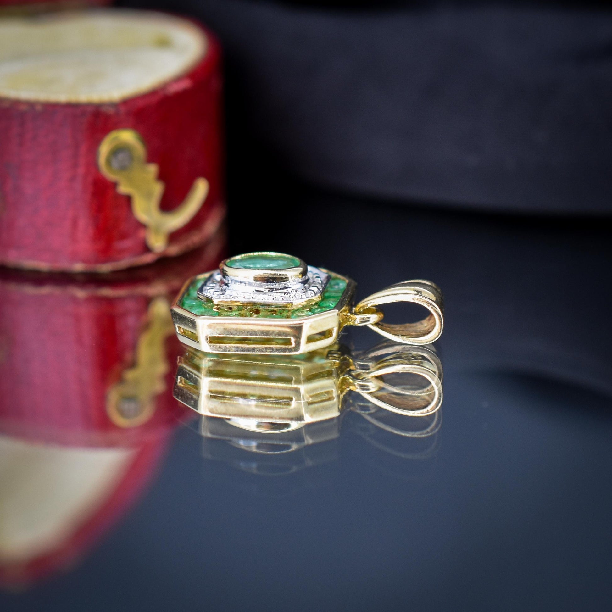 Pre-Loved Emerald and Diamond 9ct Gold Pendant Charm