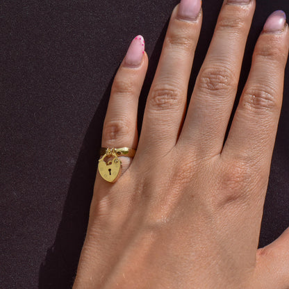 Vintage Heart Padlock Drop 18ct Yellow Gold Band Ring