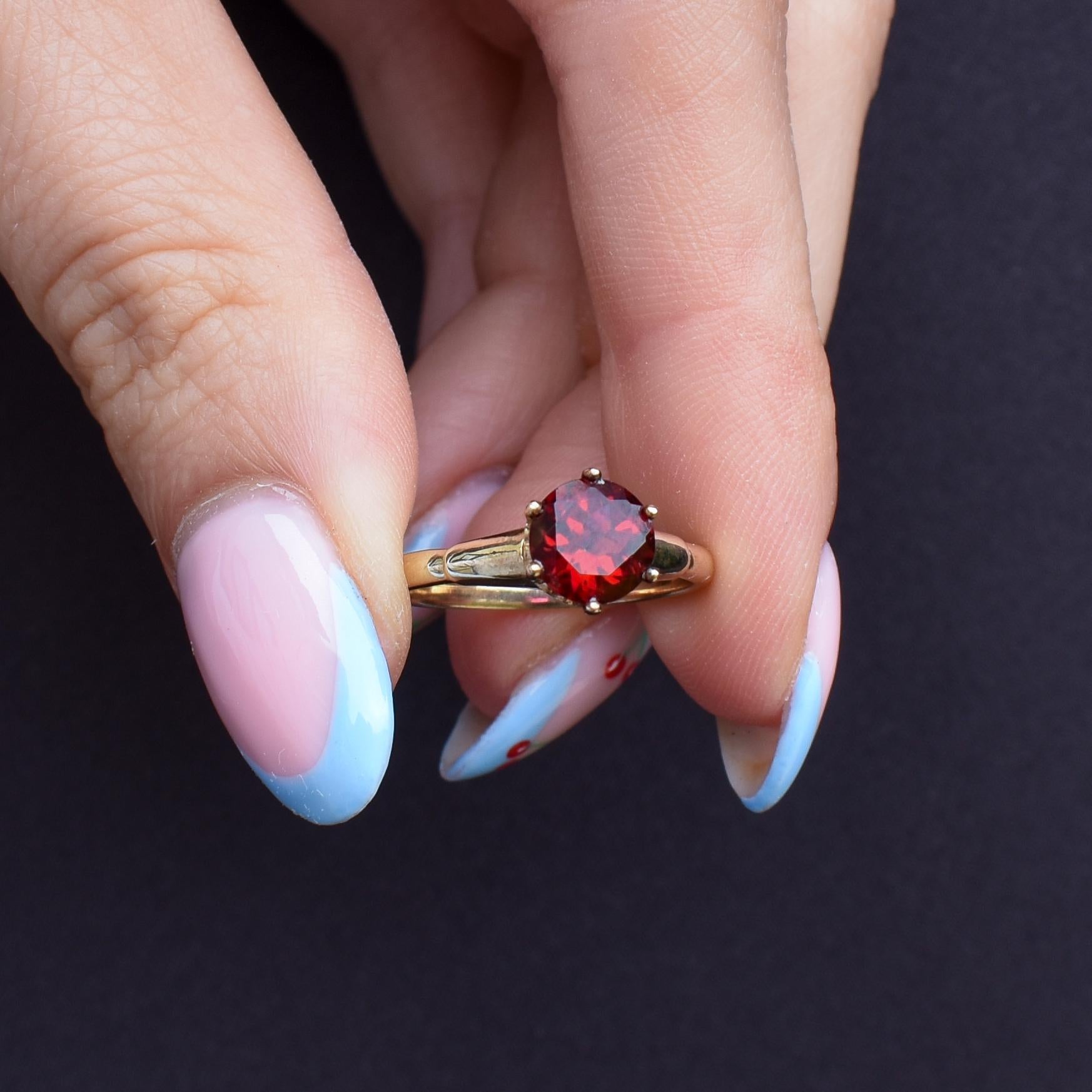 Vintage 1.76ct Round Ruby Solitaire 9ct Gold Ring
