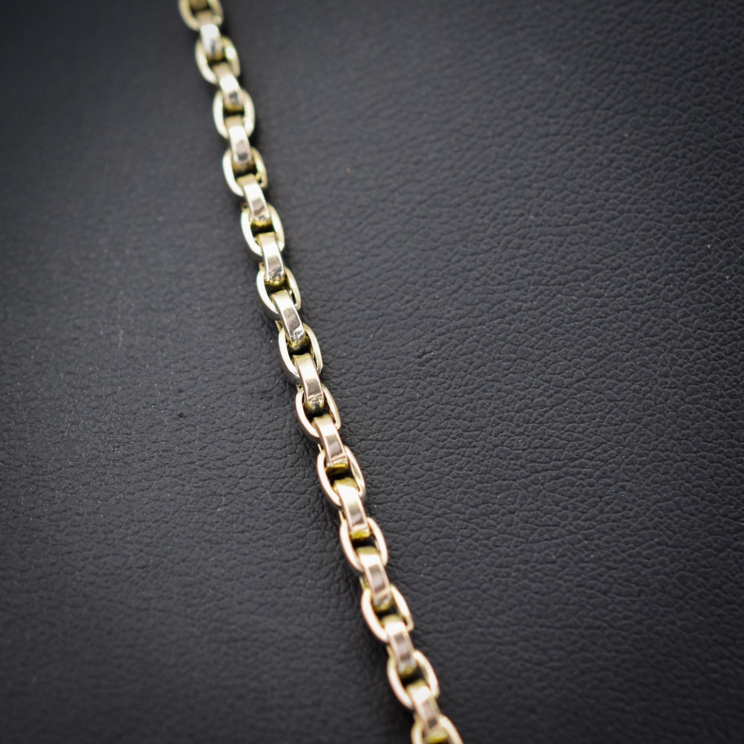 Antique Victorian 9ct Gold Oval Link Chain Necklace with Dog Clip | 20.25"