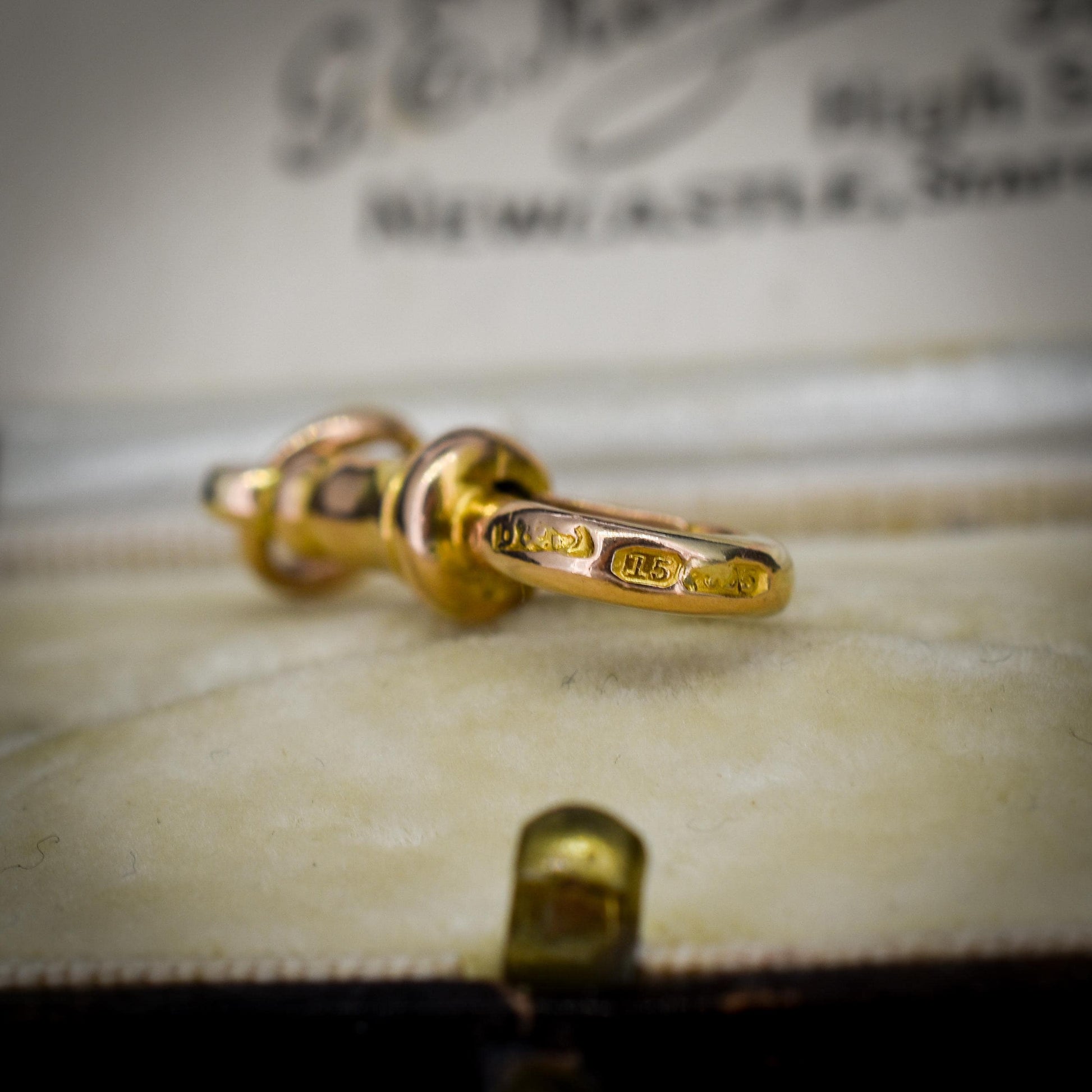 Antique 15ct Yellow Gold Large Dog Clip Charm Pendant