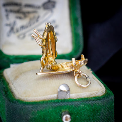 Vintage 9ct Gold Opening Fly Bee Insect Charm Pendant | Dated 1963