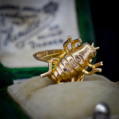 Vintage 9ct Gold Opening Fly Bee Insect Charm Pendant | Dated 1963