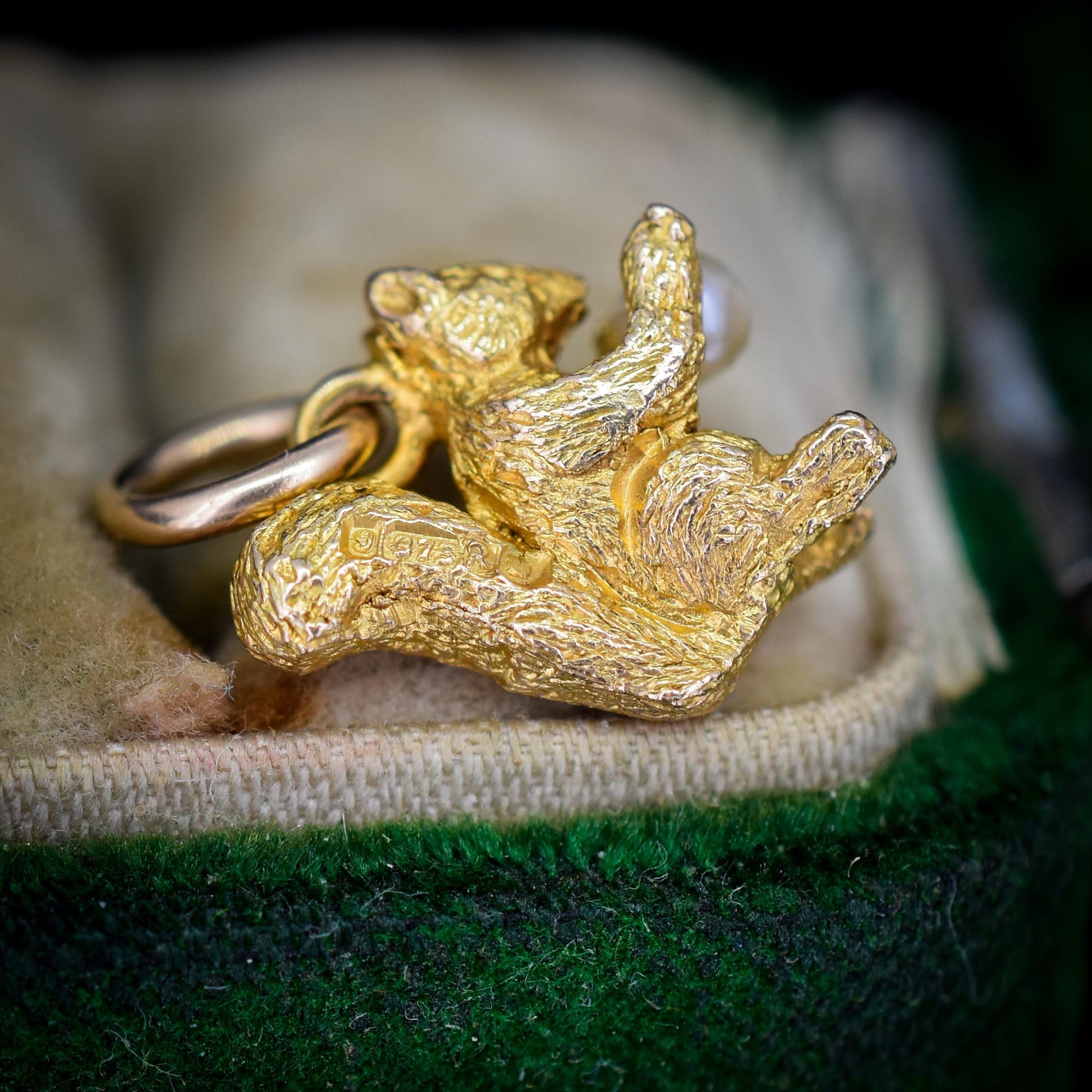 Vintage Solid Yellow Gold Pearl Squirrel Animal Charm Pendant