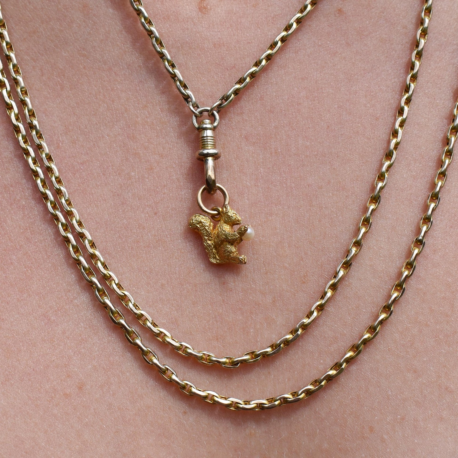 Vintage Solid Yellow Gold Pearl Squirrel Animal Charm Pendant